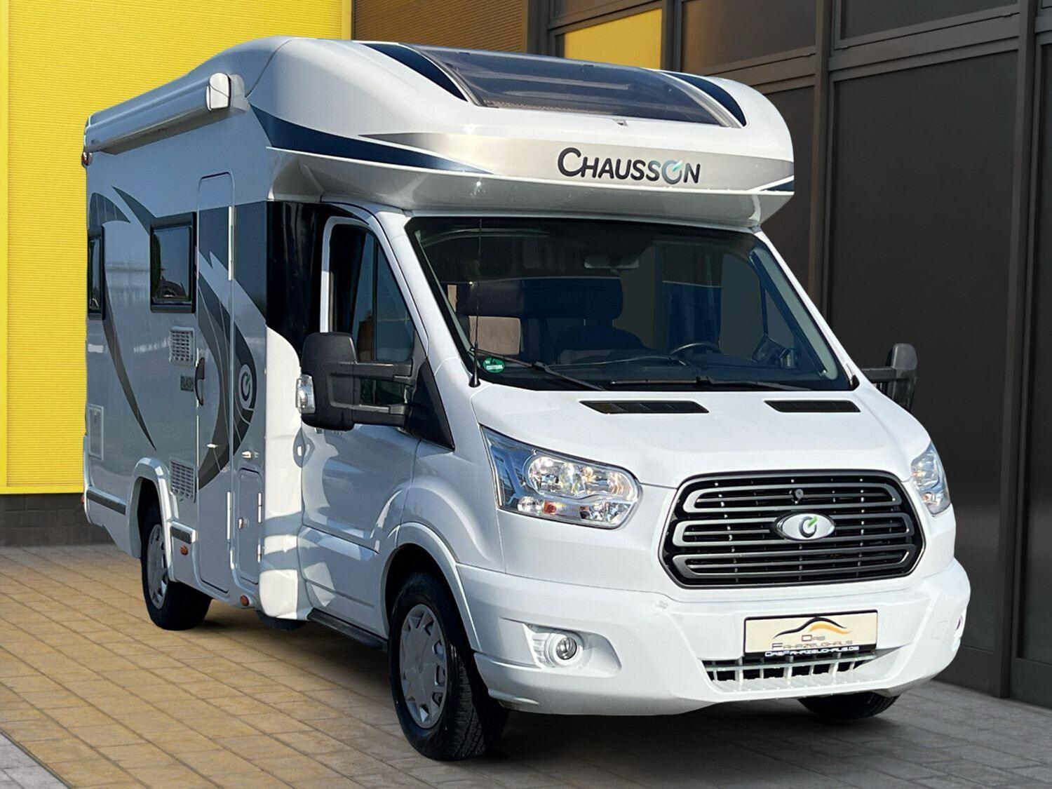 Wohnmobil Ford Transit Chausson 515 Flash mit 4 Sitzen und 3 Schlafplätzen
