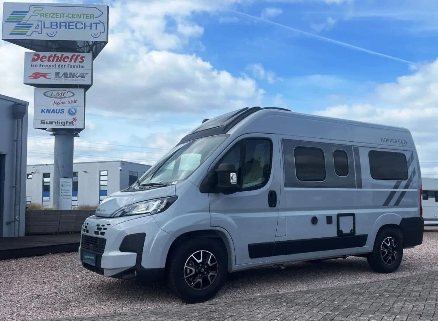 Wohnmobil Fiat Ducato ROADfans 540 Hopper mit 4 Sitzen und 2 Schlafplätzen
