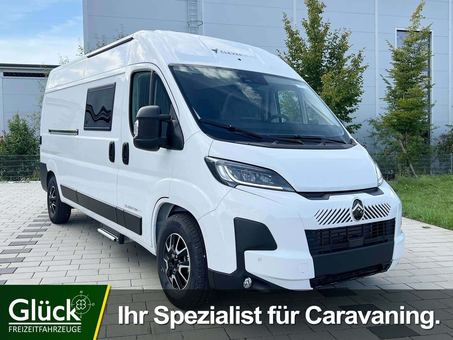 Wohnmobil Clever CELEBRATION Celebration mit 4 Sitzen und 2 Schlafplätzen