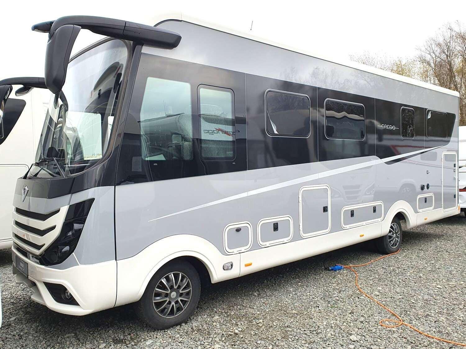 Wohnmobil Iveco Daily Concorde 840 LI Credo Graphite mit 3 Sitzen und 2 Schlafplätzen