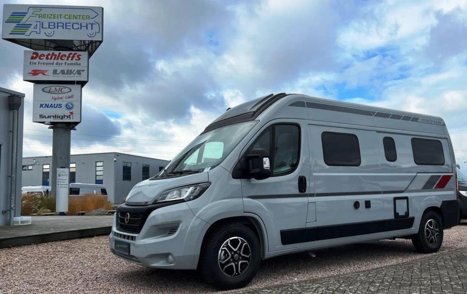 Wohnmobil Fiat Ducato LMC 600 Innovan mit 4 Sitzen und 2 Schlafplätzen