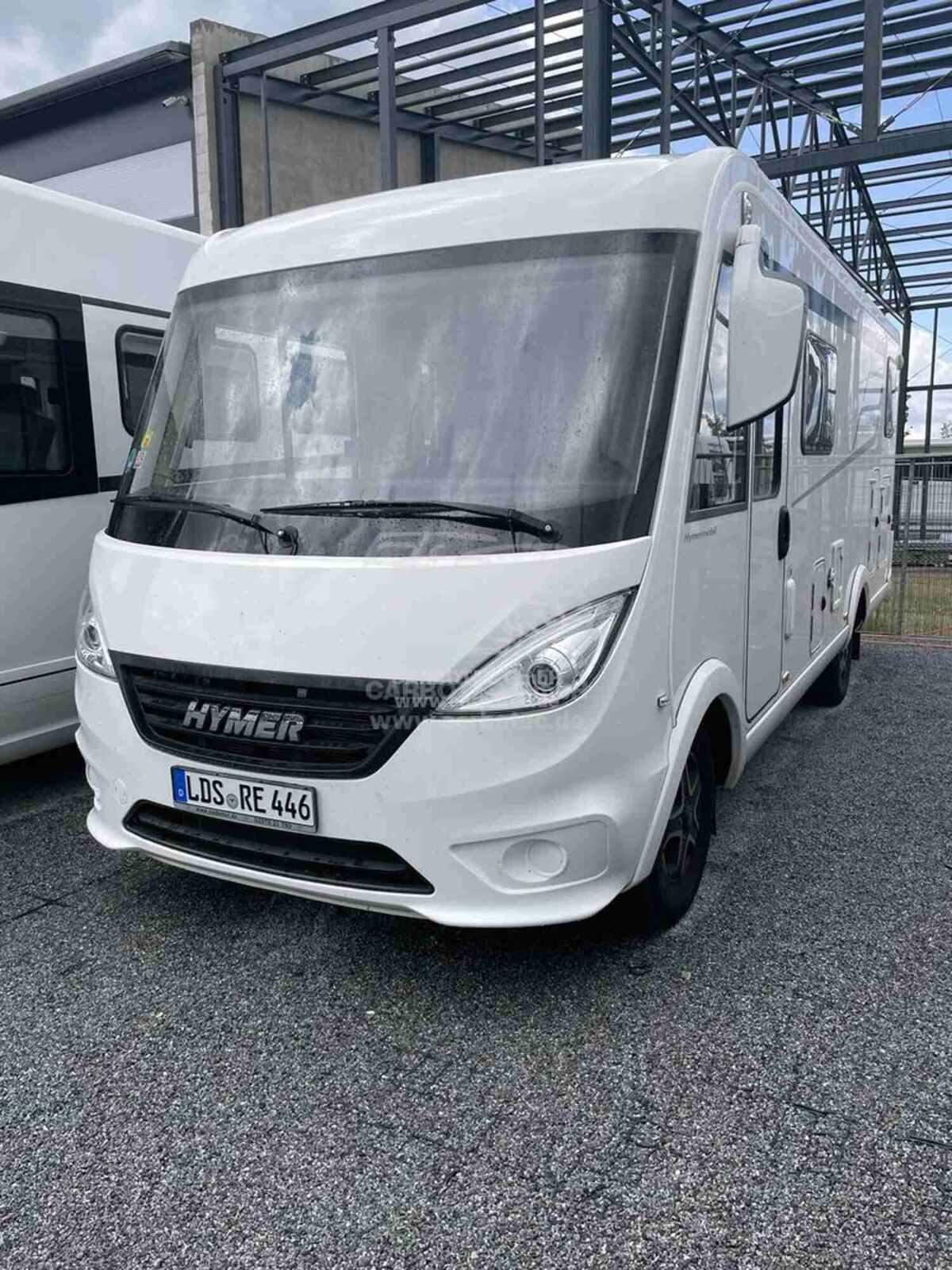 Wohnmobil Fiat Ducato Hymer 580 Exsis-i Pure mit 4 Sitzen und 4 Schlafplätzen