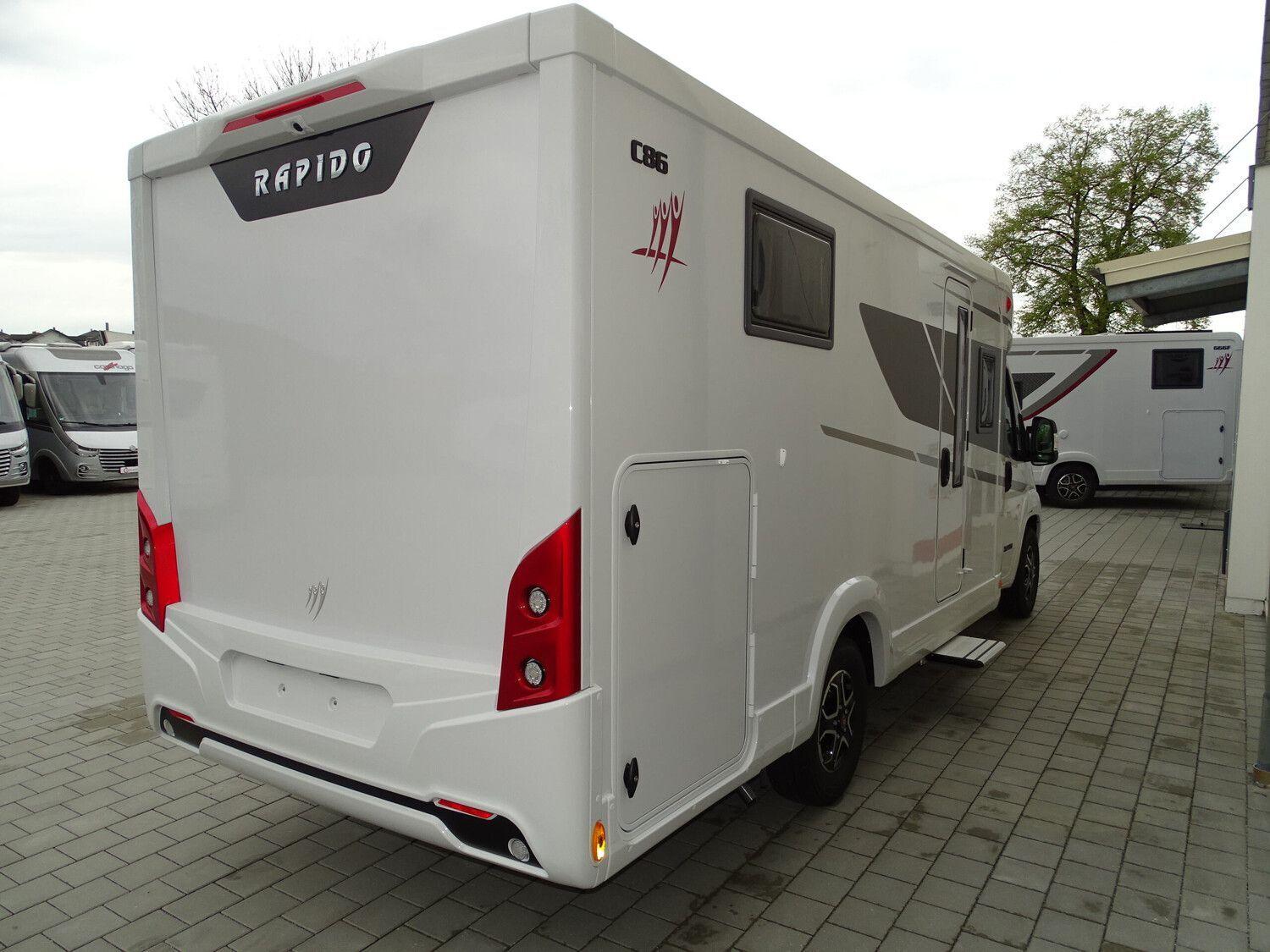 Wohnmobil Rapido C86 Vans mit 4 Sitzen und 4 Schlafplätzen