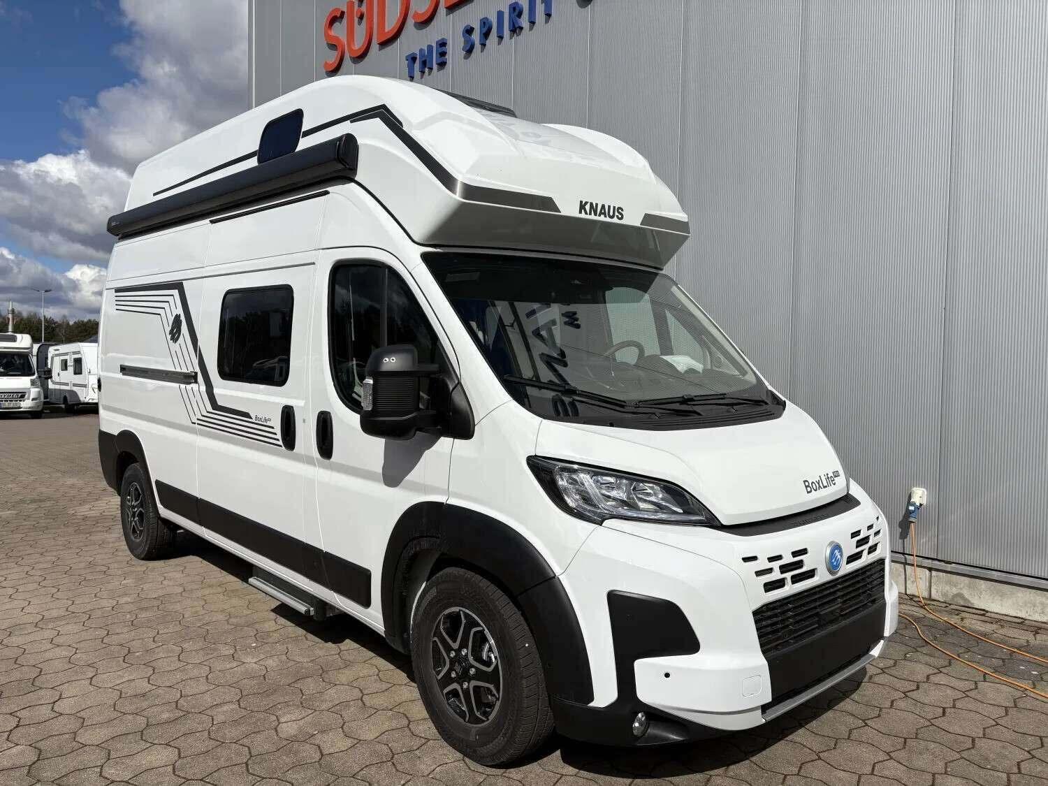 Wohnmobil Fiat Ducato Knaus 600 STREET XL BoxLife PRO mit 4 Sitzen und 4 Schlafplätzen