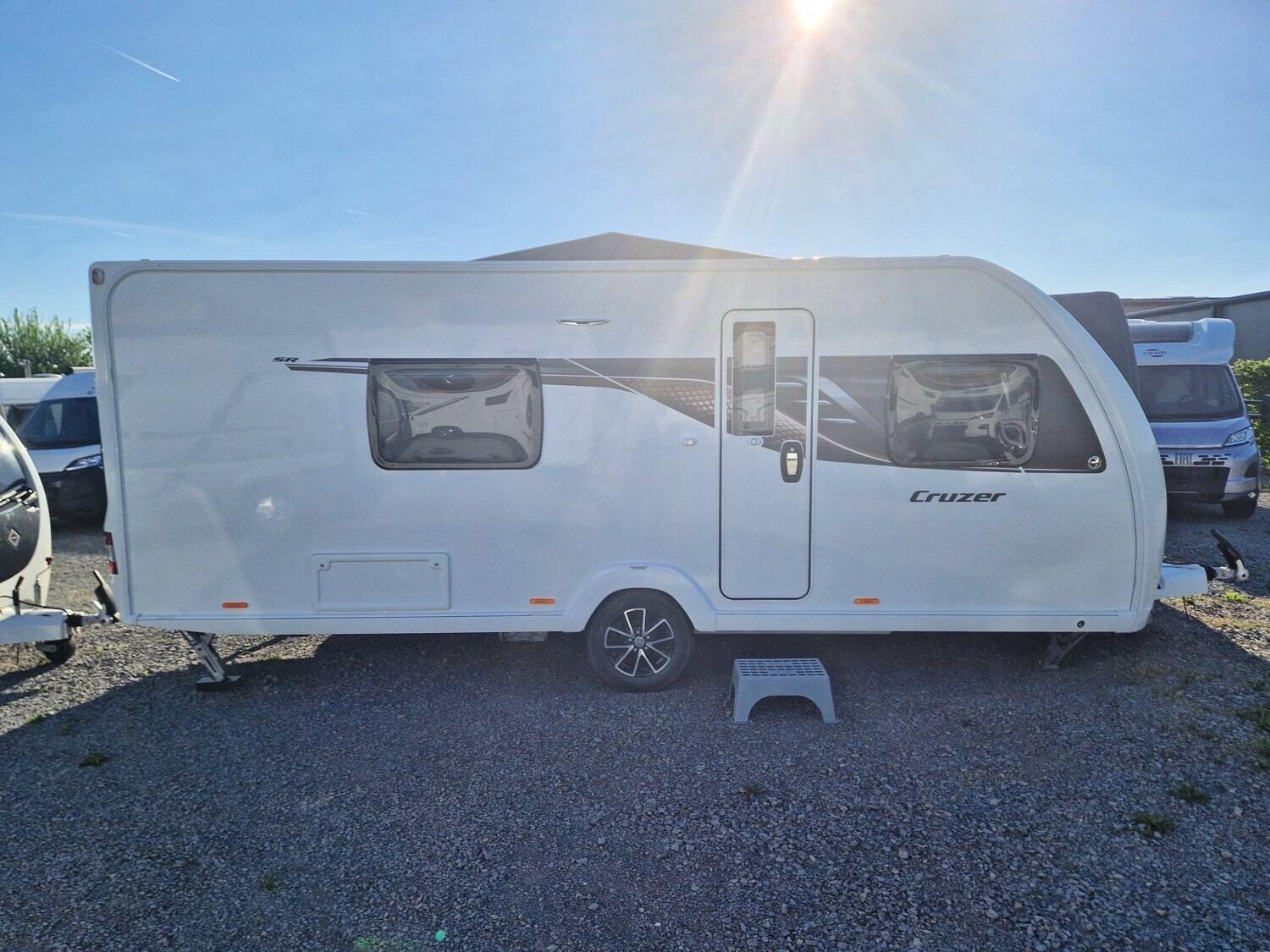 Wohnwagen Sprite 495 SR Cruzer mit 4 Schlafplätzen