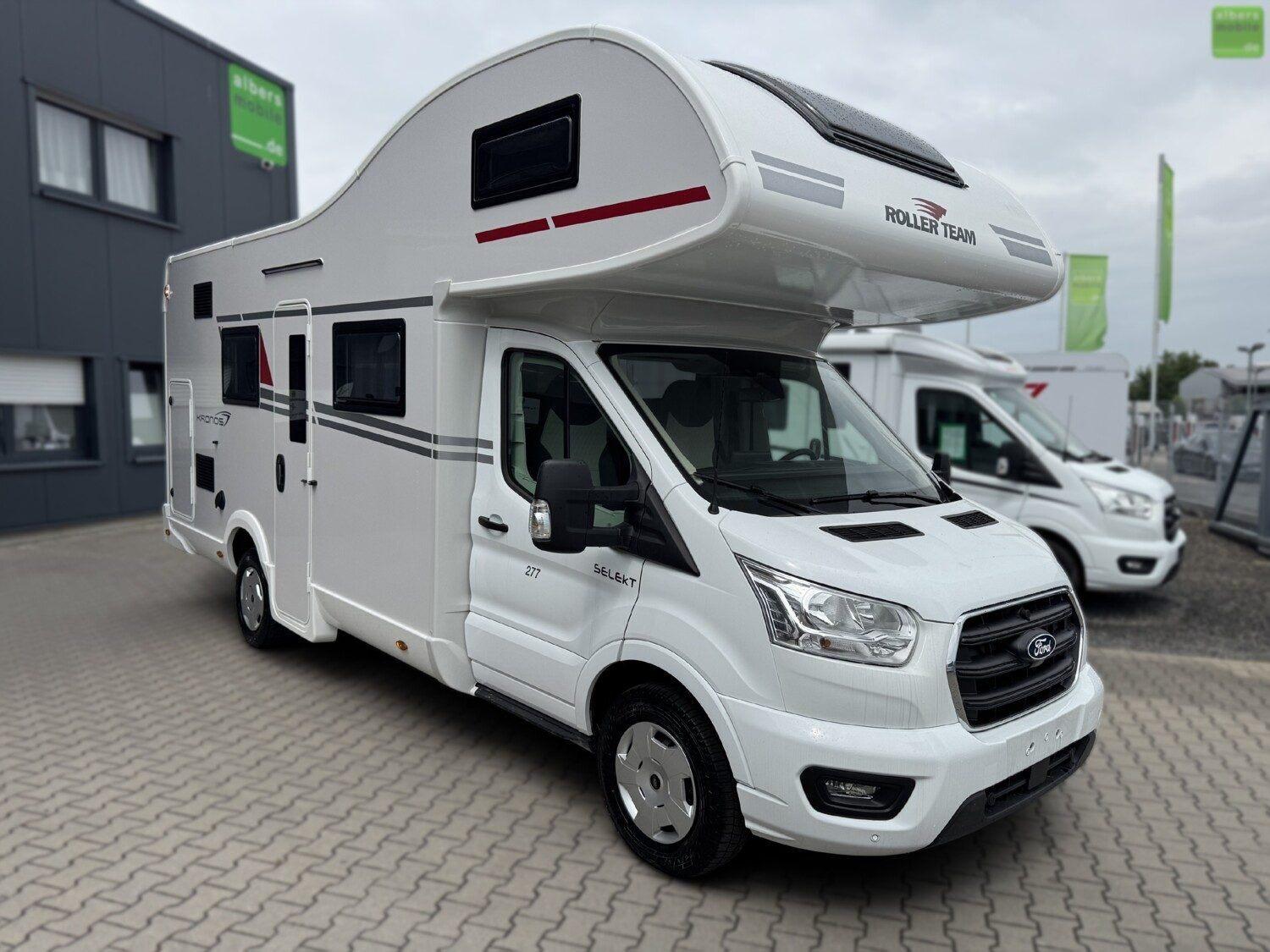 Wohnmobil Ford Transit Roller Team 277 M Kronos mit 6 Sitzen und 7 Schlafplätzen