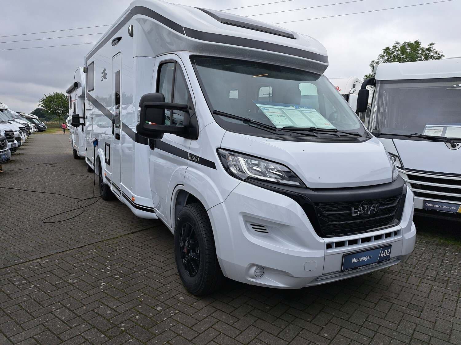 Wohnmobil Fiat Ducato Laika L 319 Kosmo mit 4 Sitzen und 4 Schlafplätzen