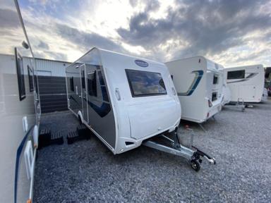 Caravelair Titanium 455