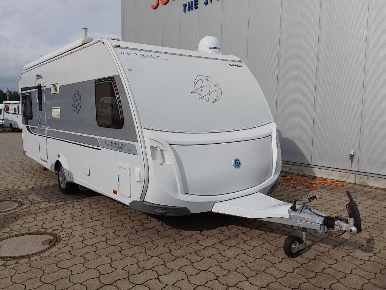 Wohnwagen Knaus 590 FUS Südwind mit 4 Schlafplätzen