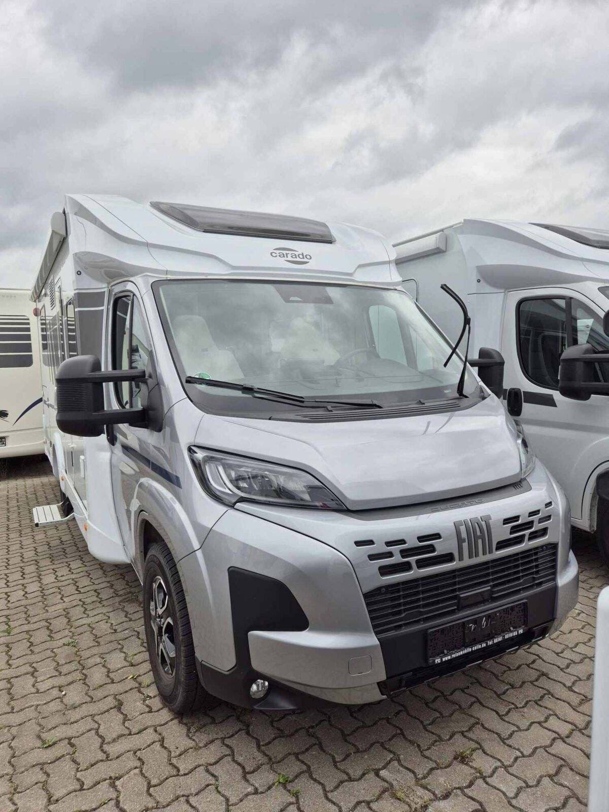 Wohnmobil Fiat Ducato Carado 459 T mit 4 Sitzen und 4 Schlafplätzen