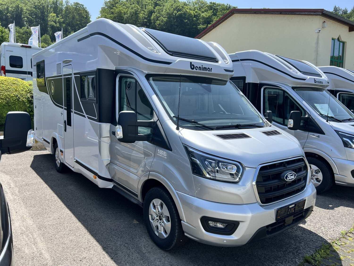 Wohnmobil Ford Transit Benimar 463 T25 Tessoro mit 5 Sitzen und 5 Schlafplätzen