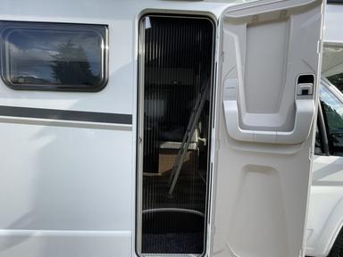 Weinsberg CaraHome 700 DG