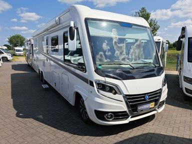 Knaus Sun i 900 LEG