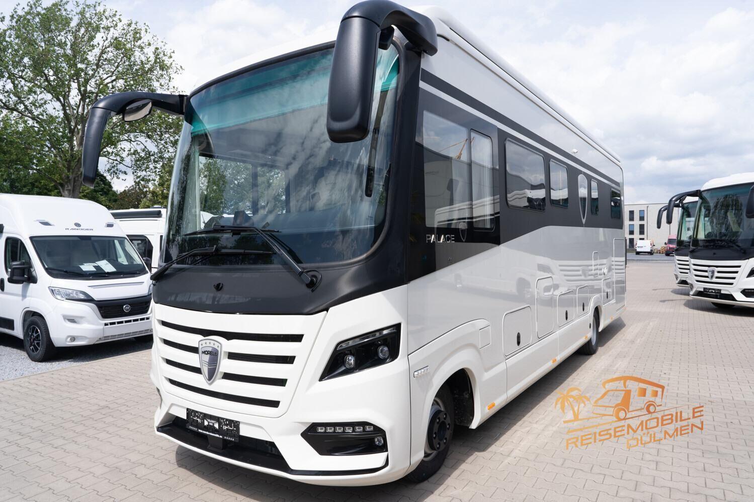 Wohnmobil Iveco Daily Morelo 90 LS Palace mit 5 Sitzen und 4 Schlafplätzen