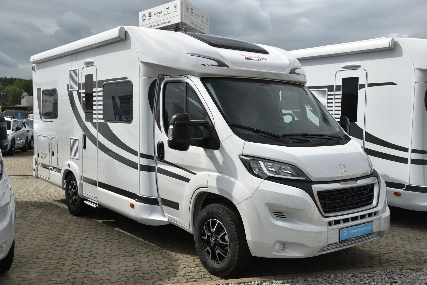 Wohnmobil Peugeot Boxer Orangecamp T 680 FB 60 mit 4 Sitzen und 2 Schlafplätzen