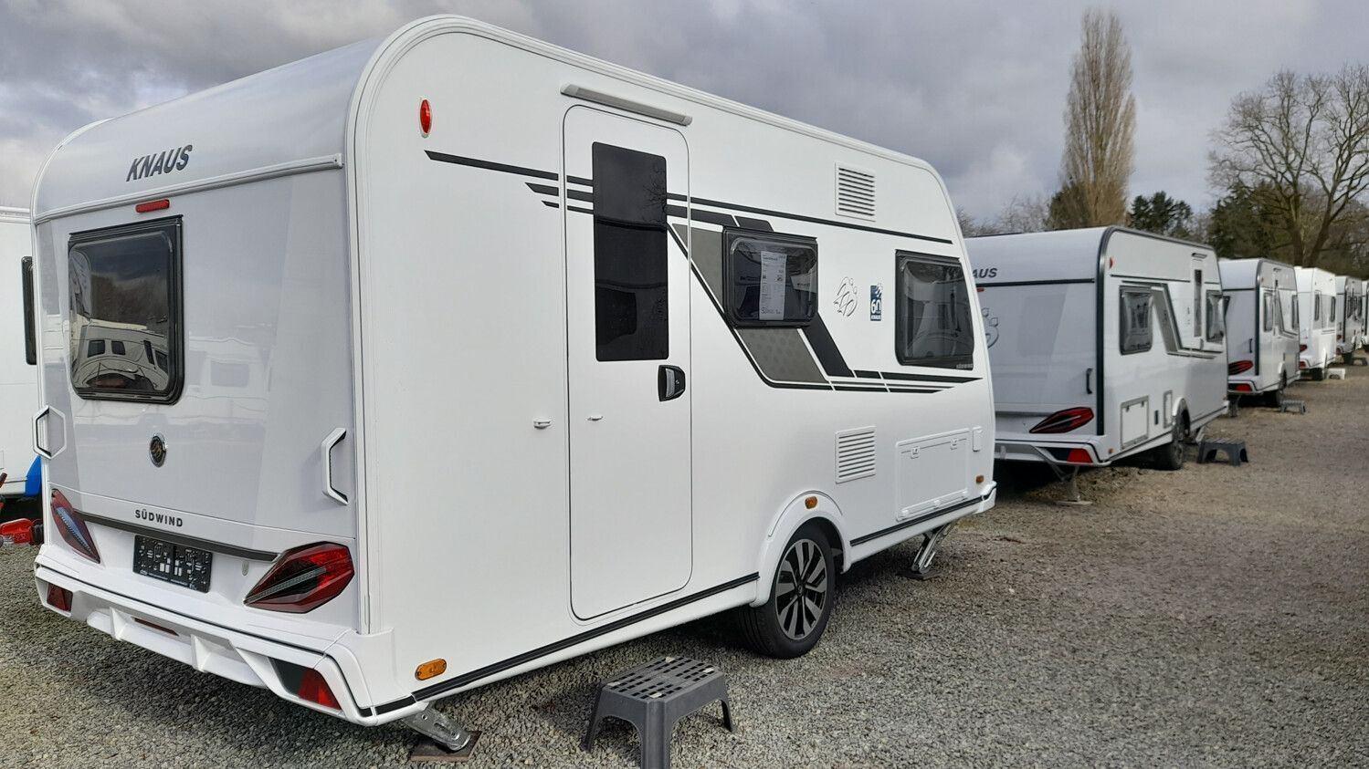 Wohnwagen Knaus 420 QD Südwind 60 YEARS mit 3 Schlafplätzen