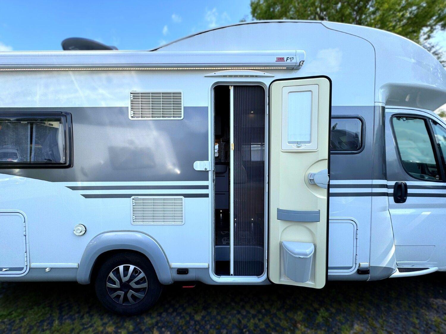 Wohnmobil Fiat Ducato T.E.C. H 662-2 RoTECT LIFT mit 4 Sitzen und 4 Schlafplätzen