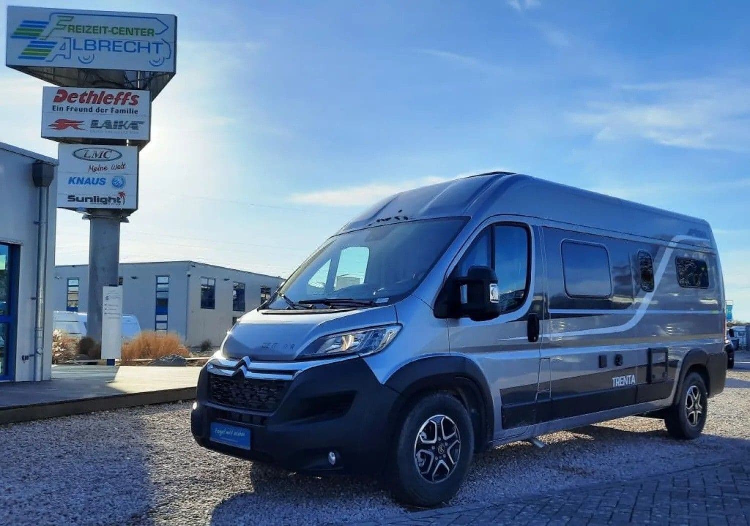 Wohnmobil Pössl Trenta 600 R Sonstige mit 4 Sitzen und 3 Schlafplätzen