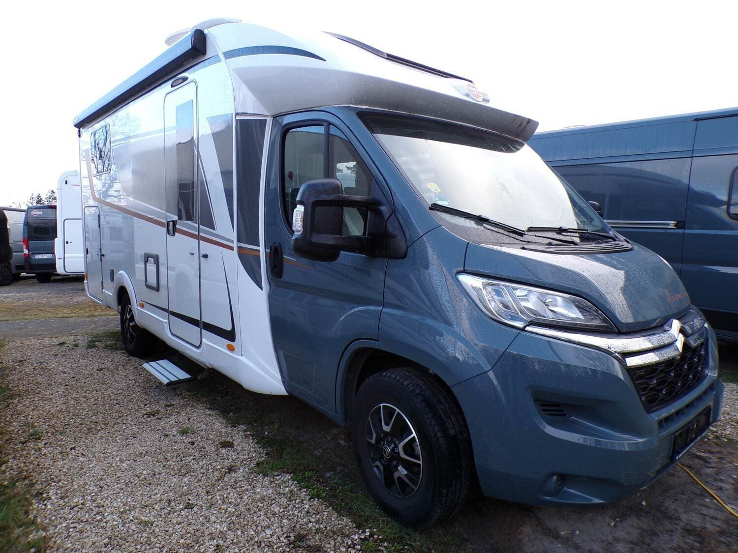 Wohnmobil Bürstner Lyseo TD 690 G mit 4 Sitzen bei RC Reisemobil-Center Celle GmbH Wohnmobil Citroen Jumper Bürstner 690 G Lyseo TD mit 4 Sitzen und 4 Schlafplätzen