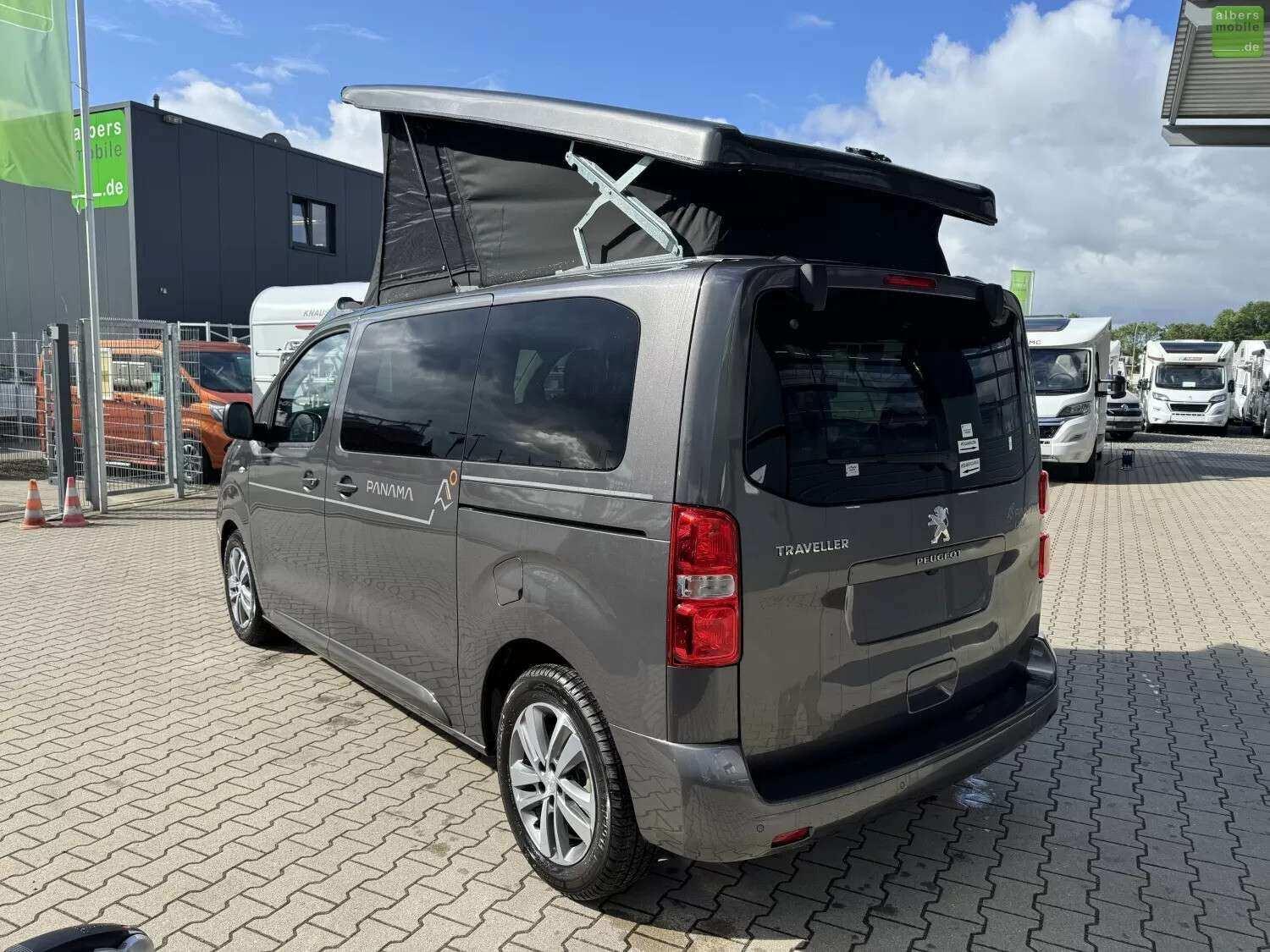 Wohnmobil Peugeot Traveller Panama 10+ Urban mit 5 Sitzen und 4 Schlafplätzen