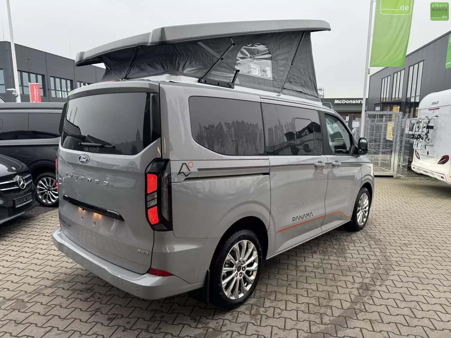 Wohnmobil Panama 10+ Peak mit 5 Sitzen und 4 Schlafplätzen