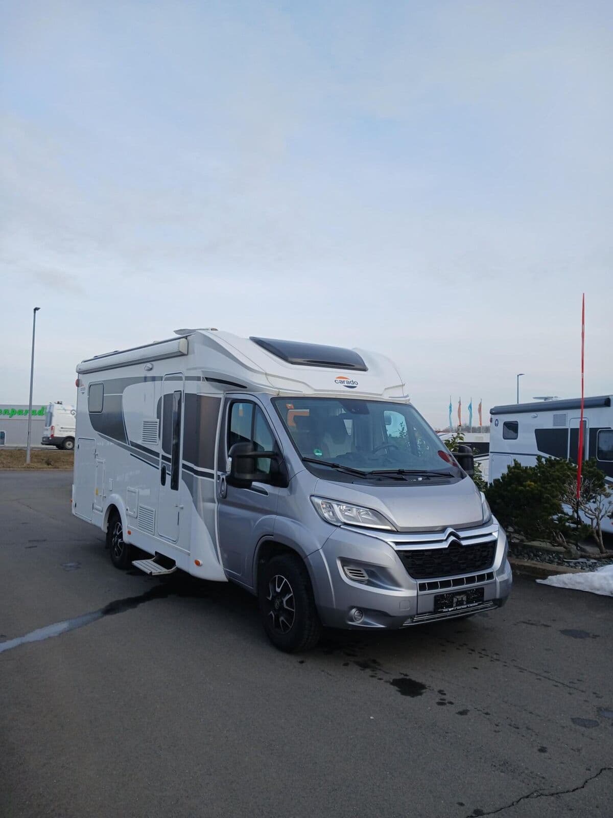 Wohnmobil Citroen Jumper Carado 338 Edition15 T mit 4 Sitzen und 4 Schlafplätzen