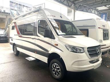 Kabe Travel Master VAN Crown 690 LB