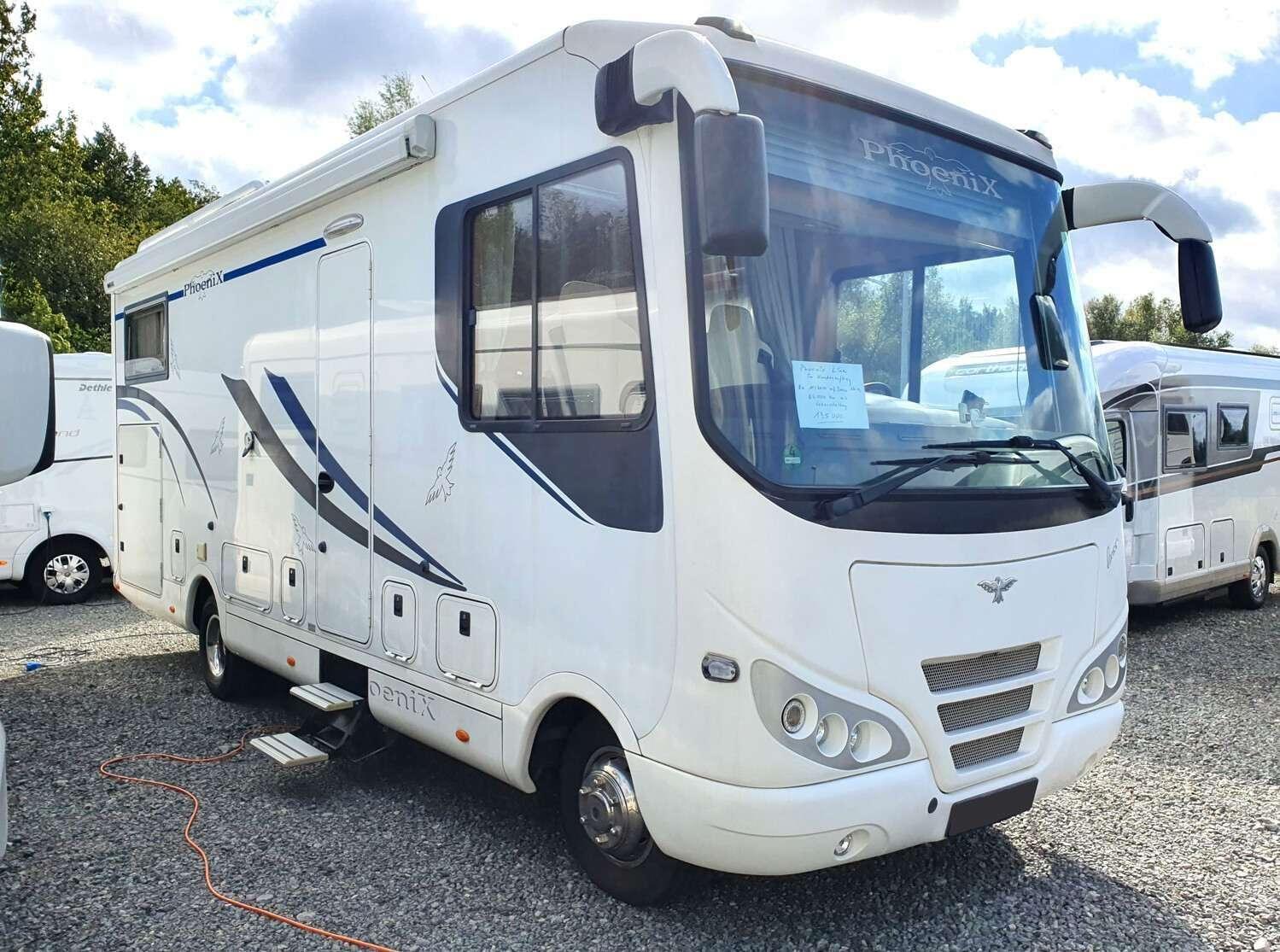 Wohnmobil Iveco Daily PhoeniX 7800 L Liner mit 4 Sitzen und 4 Schlafplätzen