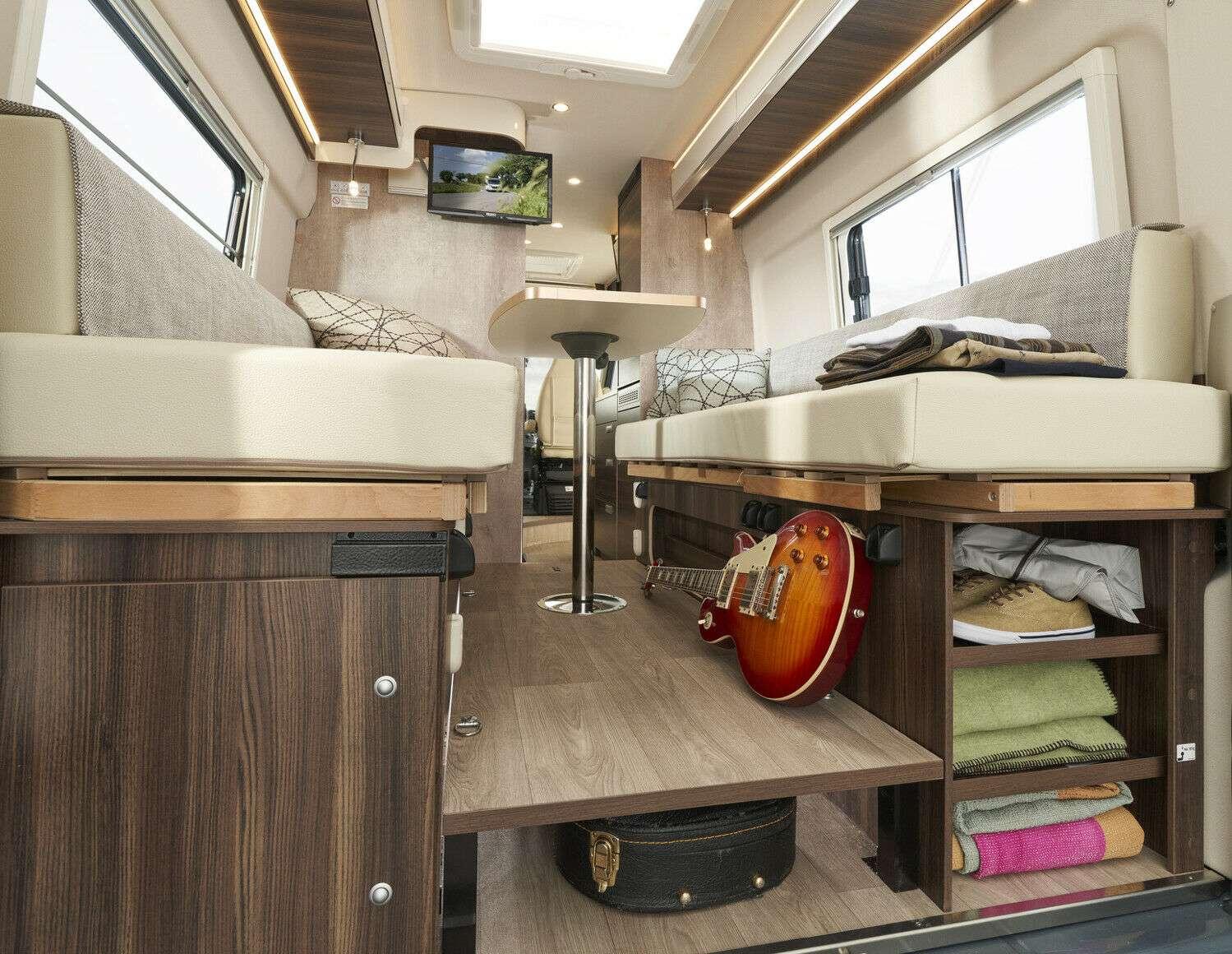 Wohnmobil Fiat Ducato Laika 645 Ecovip mit 4 Sitzen und 4 Schlafplätzen