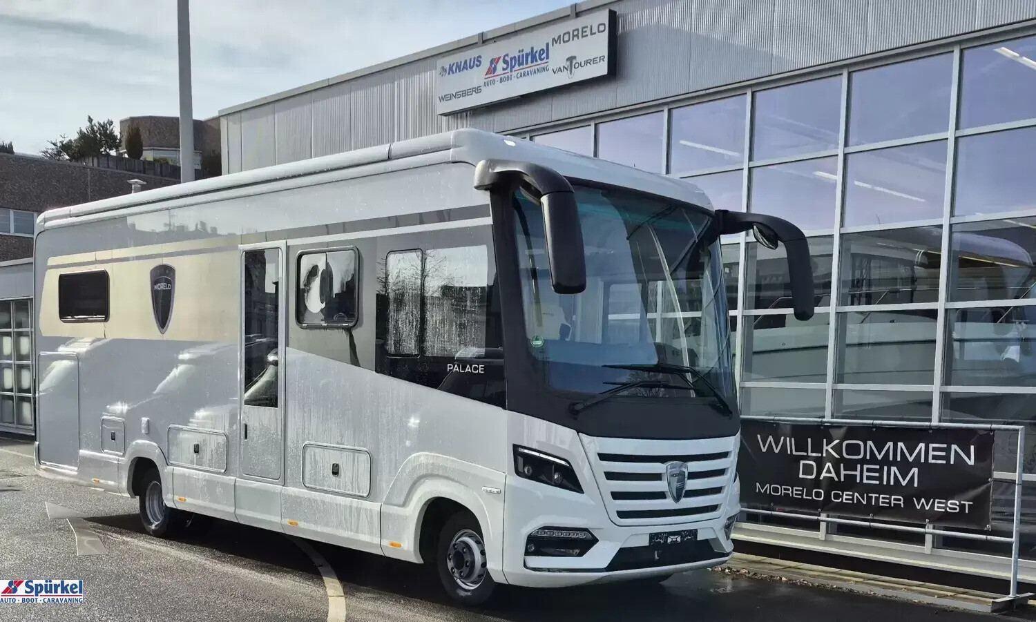 Wohnmobil Iveco Daily Morelo 90 M Palace mit 4 Sitzen und 2 Schlafplätzen