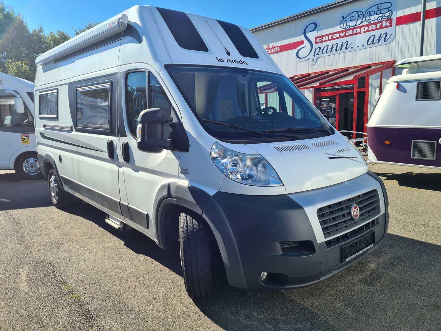 Wohnmobil Fiat Ducato La Strada H Avanti mit 4 Sitzen und 2 Schlafplätzen