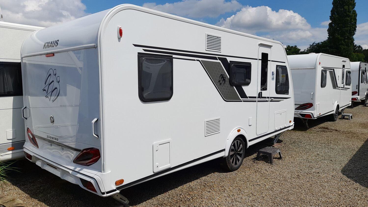 Wohnwagen Knaus 500 QDK Südwind 60 YEARS mit 3 Schlafplätzen