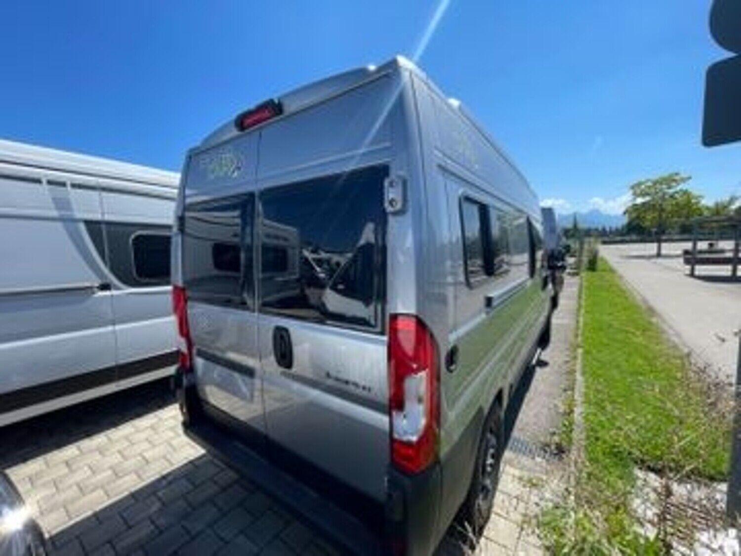 Wohnmobil Roadcar Roadcar 600 R 600 mit 4 Sitzen und 2 Schlafplätzen