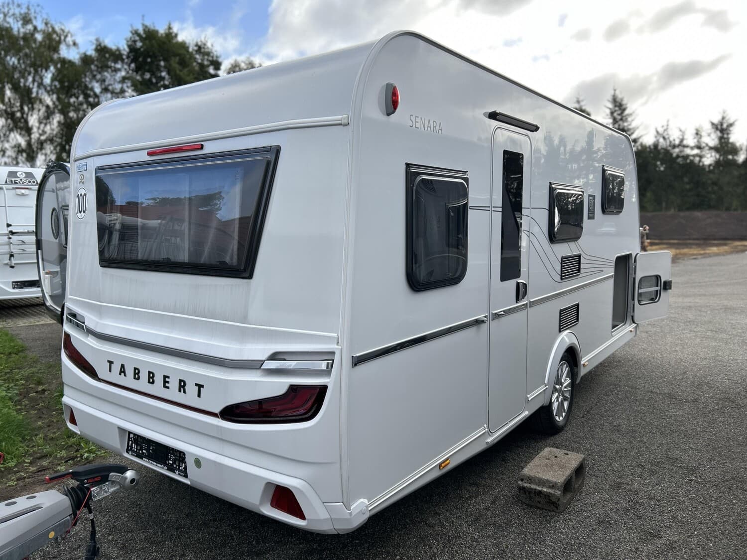 Wohnwagen Tabbert Senara 460E 2.3 mit 4 Sitzen bei Caravan-Wendt GmbH & Co. KG Wohnwagen Tabbert 460E 2.3 Senara mit 4 Sitzen und 2 Schlafplätzen