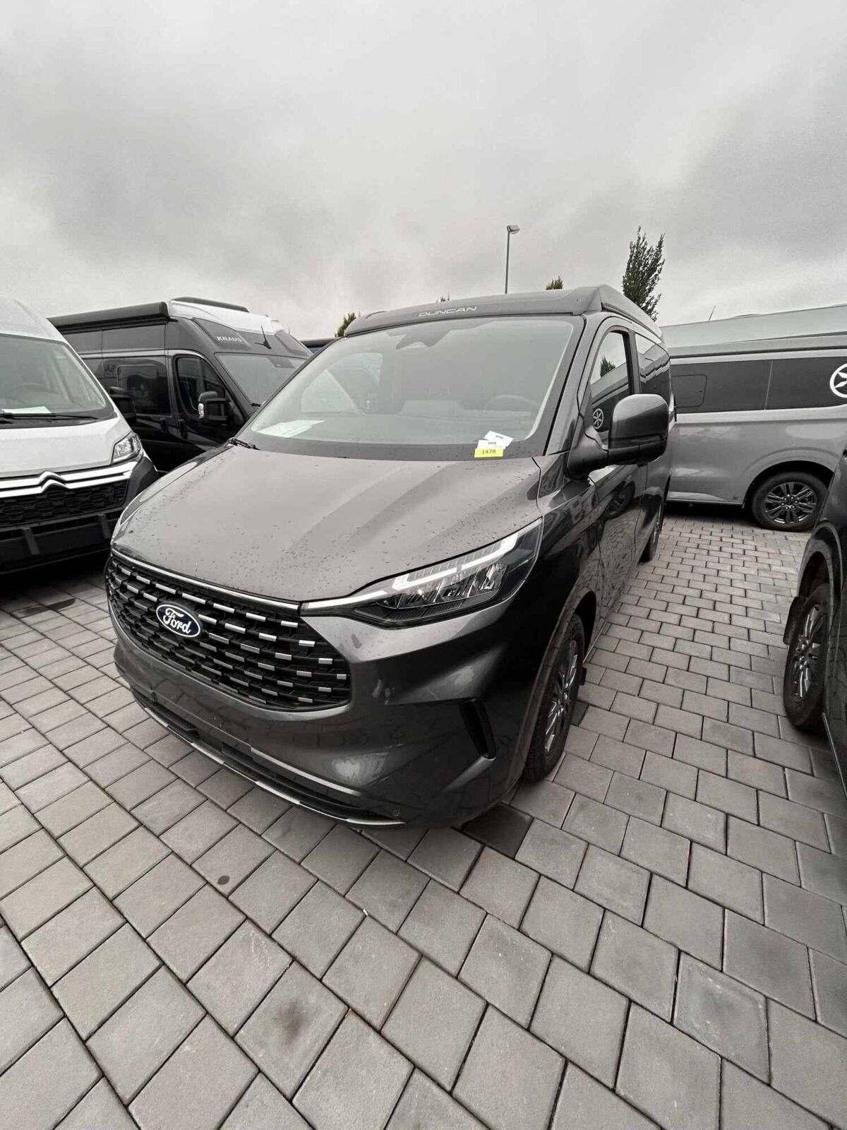 Wohnmobil Karmann Duncan DU 505 mit 7 Sitzen bei Reisemobile-MKK GmbH Wohnmobil Ford Tourneo Custom Karmann DU 505 Duncan mit 7 Sitzen und 4 Schlafplätzen