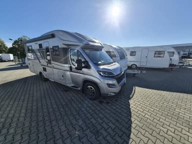 Adria Coral Supreme 670 DL