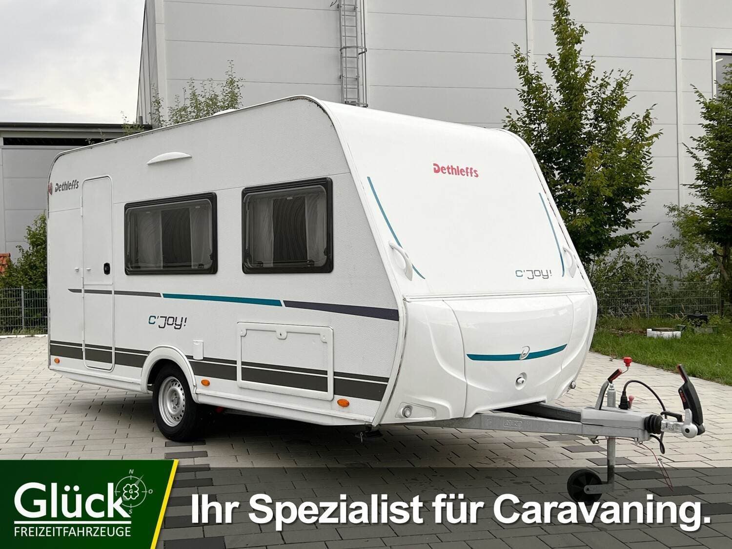 Wohnwagen Dethleffs c-joy 420 QSH mit 4 Sitzen bei Glück Freizeit GmbH Wohnwagen Dethleffs 420 QSH c-joy mit 4 Sitzen und 2 Schlafplätzen