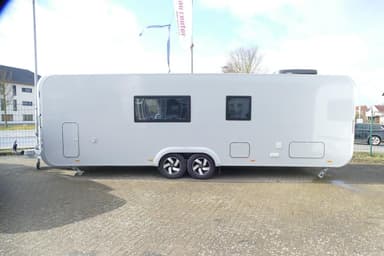 Adria Astella 704 HP+ Moveraktion