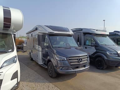 Adria Coral Supreme 670 DL M