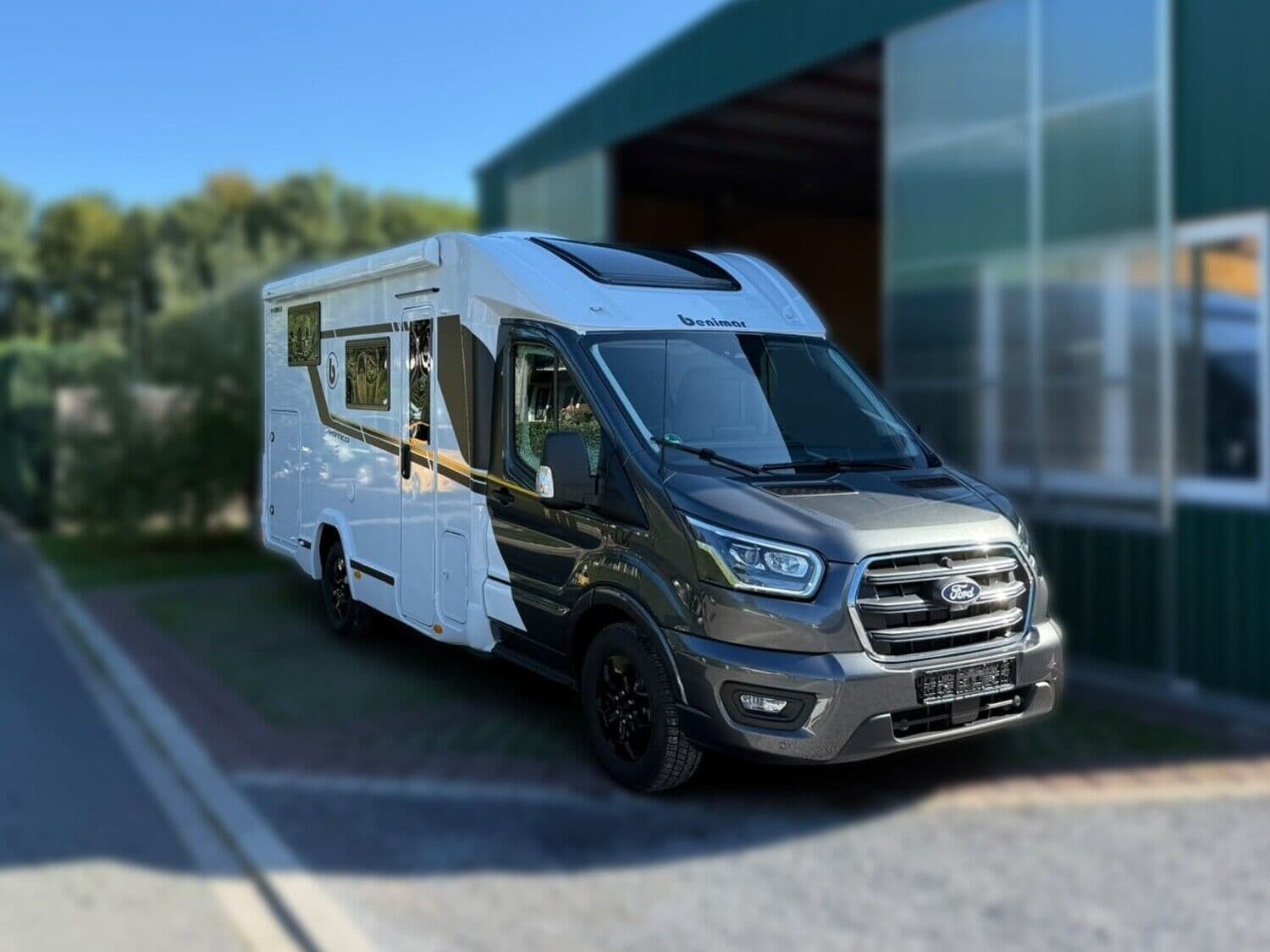 Wohnmobil Benimar Yrteo Y861 mit 4 Sitzen bei Hartmann GmbH Wohnmobil Benimar Y861 Yrteo mit 4 Sitzen und 2 Schlafplätzen