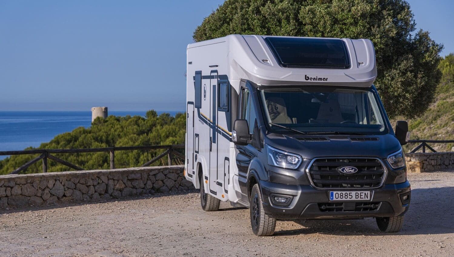 Wohnmobil Benimar Yrteo YR862 mit 4 Sitzen bei A.C. Dehne GmbH Wohnmobil Ford Transit Benimar YR862 Yrteo mit 4 Sitzen und 4 Schlafplätzen