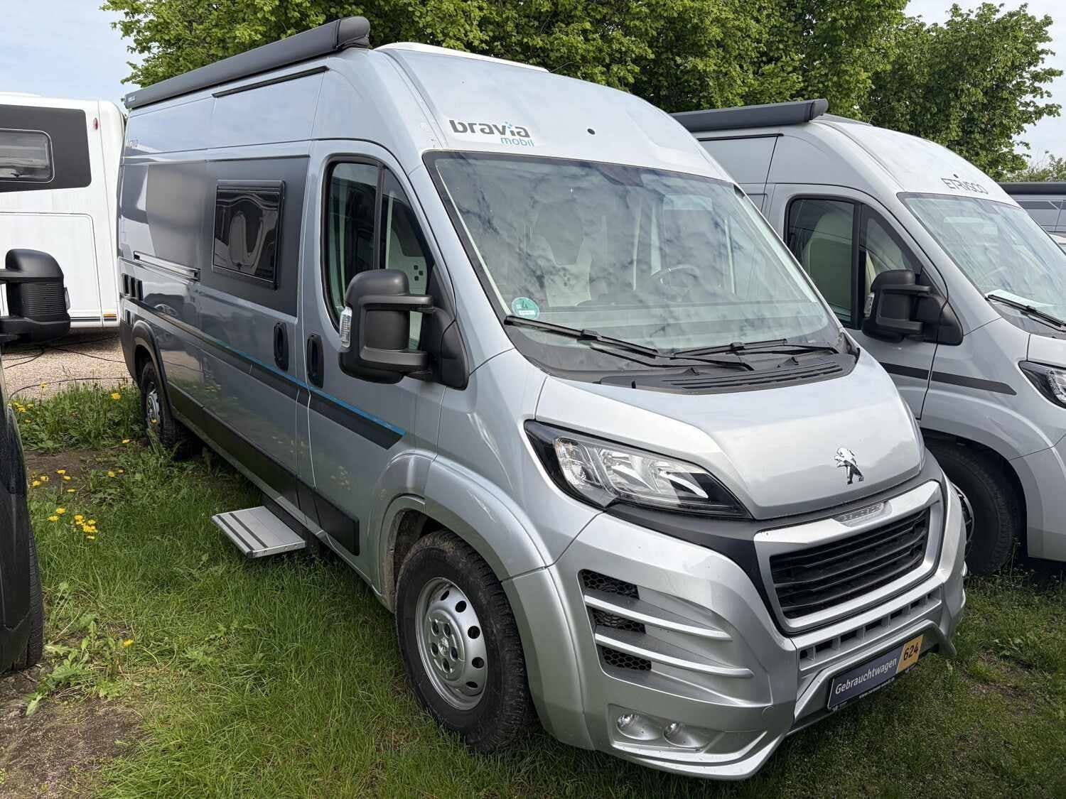 Wohnmobil Bravia Swan 599 599 mit 4 Sitzen bei Caravan-Wendt GmbH & Co. KG Wohnmobil Peugeot Boxer Bravia 599 Swan 599 mit 4 Sitzen und 2 Schlafplätzen