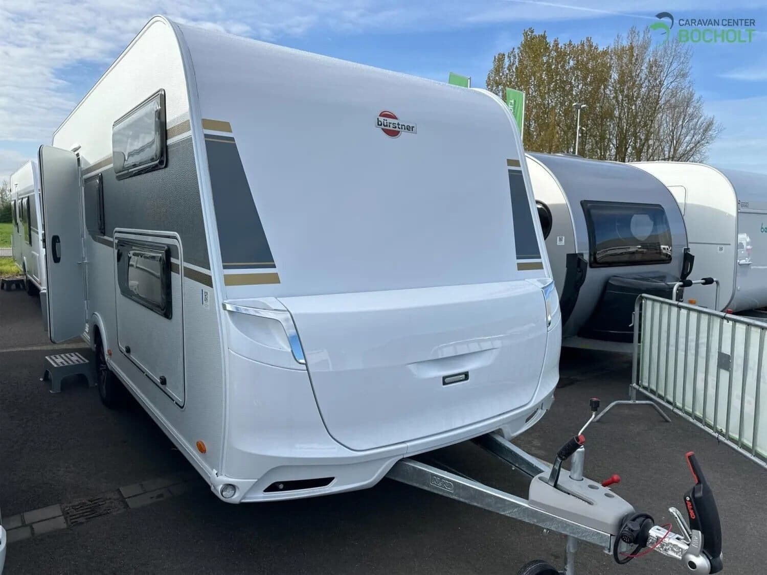 Wohnwagen Bürstner B66 Plus 510 TK bei Caravan Center Bocholt GmbH & Co. KG Wohnwagen Bürstner Plus 510 TK B66 mit 7 Schlafplätzen