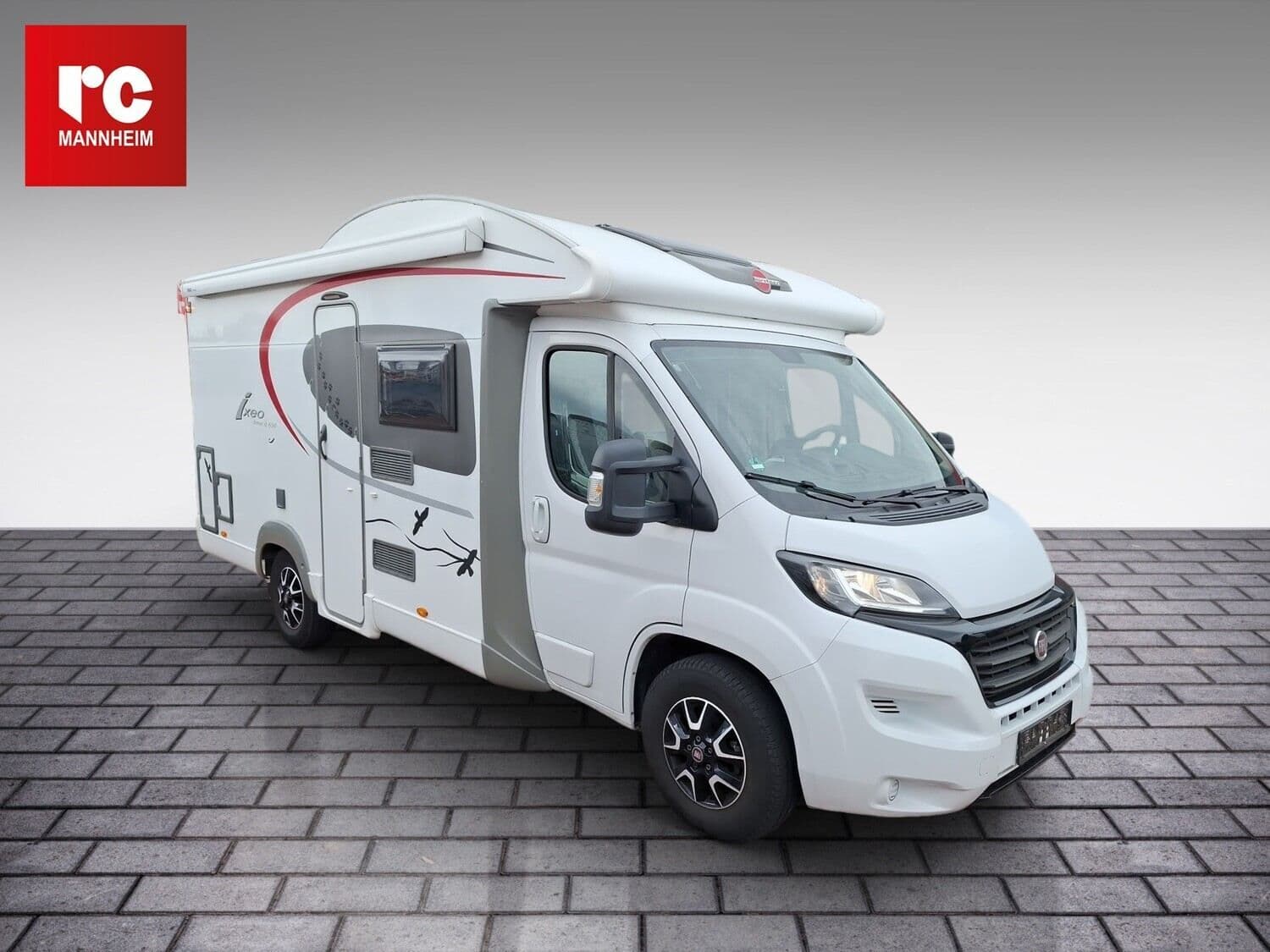 Wohnmobil Bürstner Ixeo Time IT 650 mit 4 Sitzen bei RC Reisemobil-Center GmbH Wohnmobil Fiat Ducato Bürstner IT 650 Ixeo Time mit 4 Sitzen und 2 Schlafplätzen