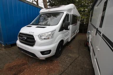 Bürstner Lineo T 690 G