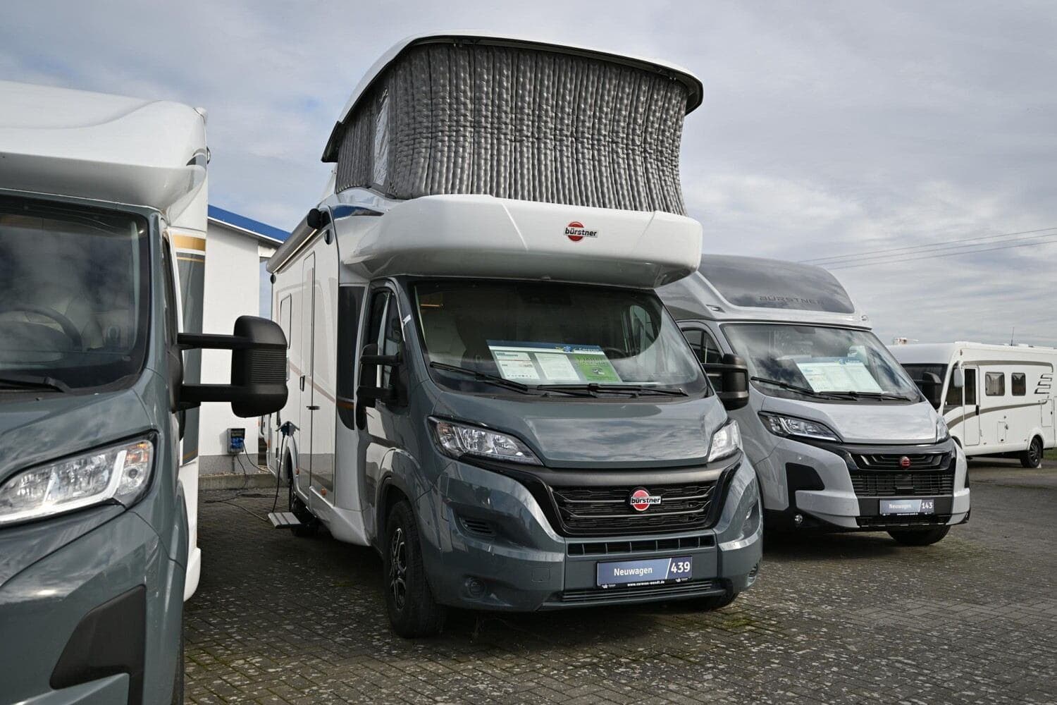 Wohnmobil Bürstner Lyseo Gallery TD 649 G mit 4 Sitzen bei Caravan-Wendt GmbH & Co. KG Wohnmobil Fiat Ducato Bürstner 649 G Lyseo Gallery TD mit 4 Sitzen und 4 Schlafplätzen
