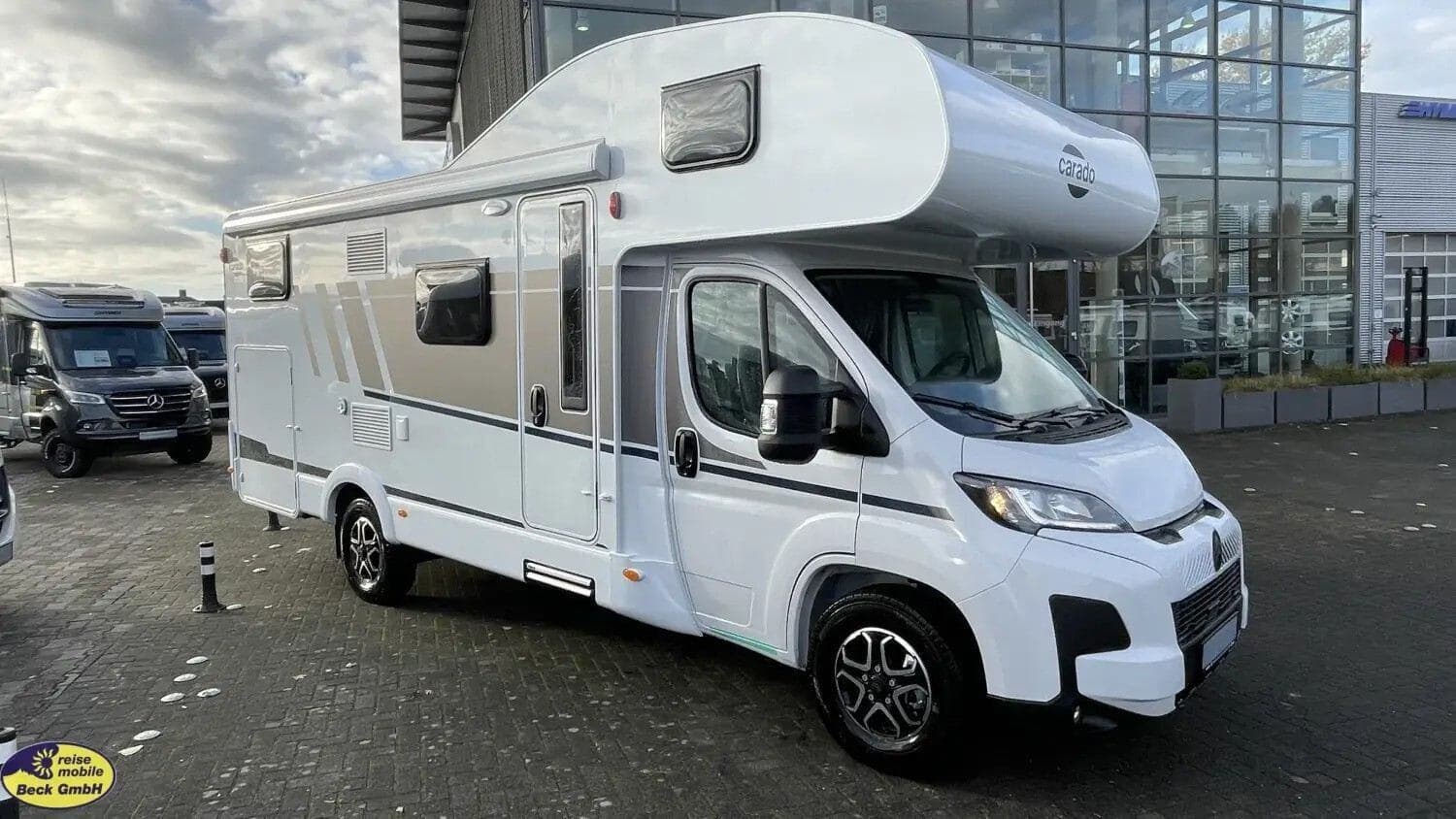 Wohnmobil Carado A 464 Pro mit 6 Sitzen bei Reisemobile Beck GmbH Wohnmobil Citroen Jumper Carado 464 Pro A mit 6 Sitzen und 6 Schlafplätzen