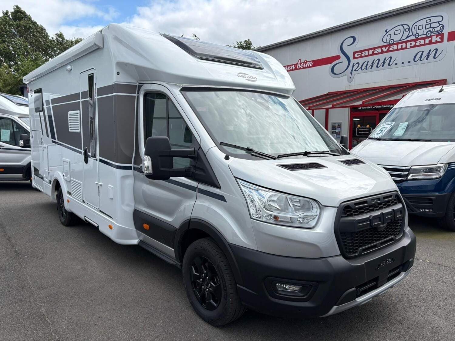 Wohnmobil Carado Edition26 T Ford 447 mit 4 Sitzen bei Caravanpark Spann...an GmbH Wohnmobil Ford Transit Carado 447 Edition26 T Ford mit 4 Sitzen und 4 Schlafplätzen