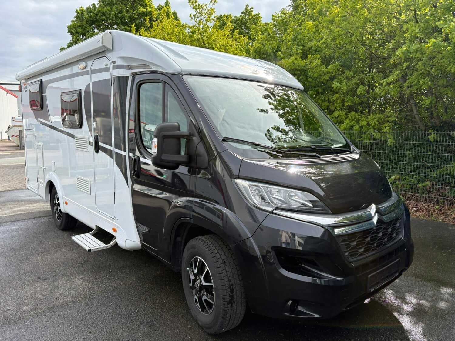 Wohnmobil Carado V 337 Europa Edition mit 4 Sitzen bei Caravanpark Spann...an GmbH Wohnmobil Citroen Jumper Carado 337 Europa Edition V mit 4 Sitzen und 2 Schlafplätzen