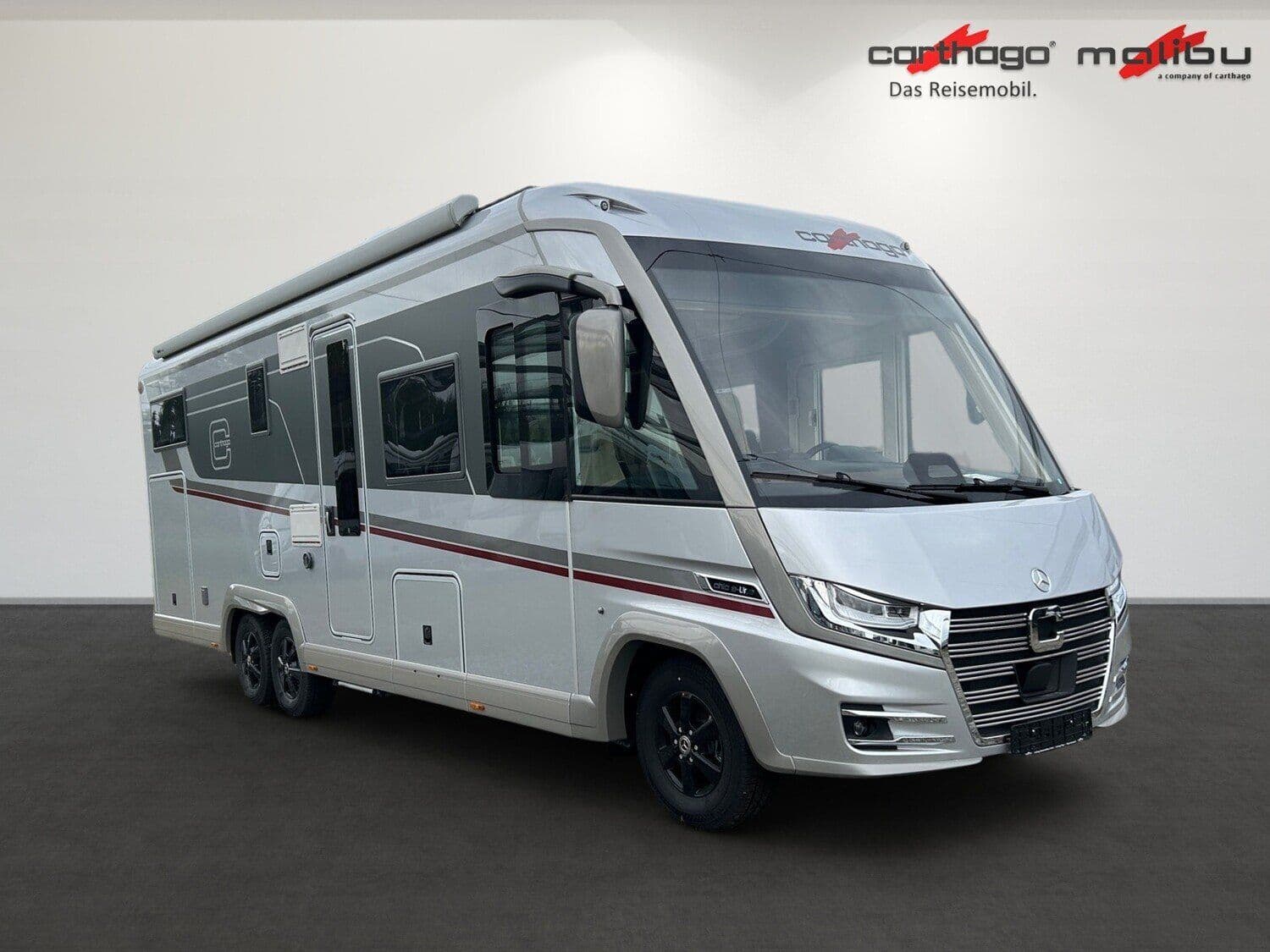 Wohnmobil Carthago chic e-line I 61 XL LE mit 5 Sitzen bei Carthago Reisemobilbau GmbH Wohnmobil Mercedes Sprinter Carthago 61 XL LE chic e-line I mit 5 Sitzen und 4 Schlafplätzen